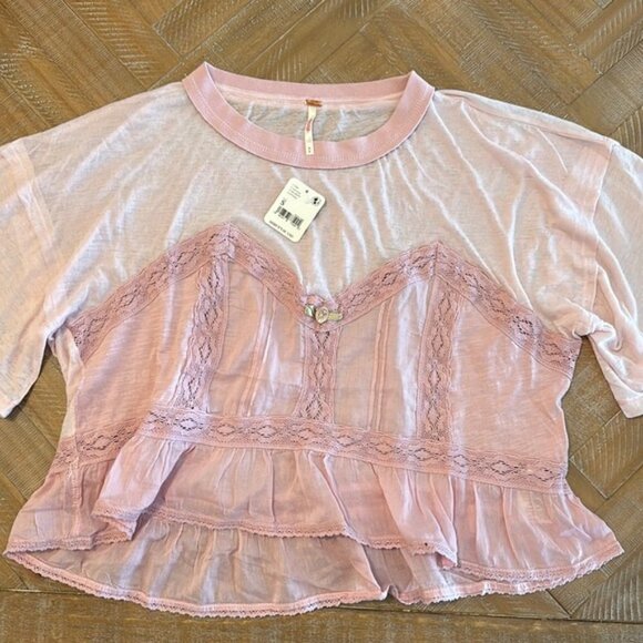 Free People Fall in Love Peplum Lace Boho Top T-shirt in Lilac Wine - Picture 4 of 8